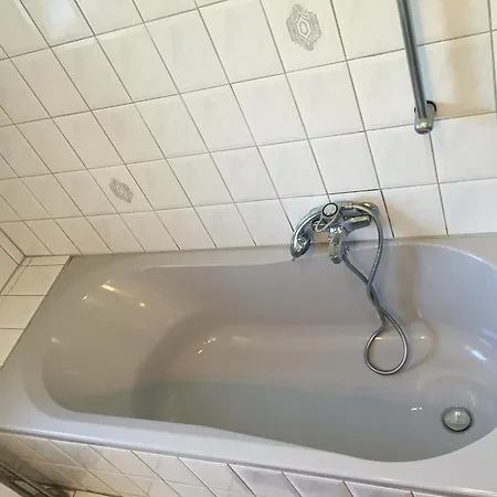 4-zimmer Auf Resthof * Halver