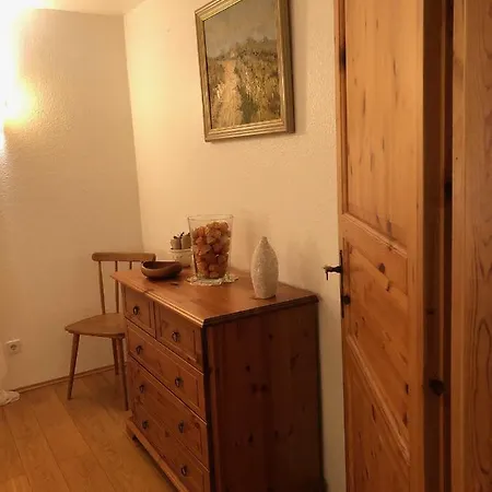 Apartment 4-zimmer Auf Resthof *