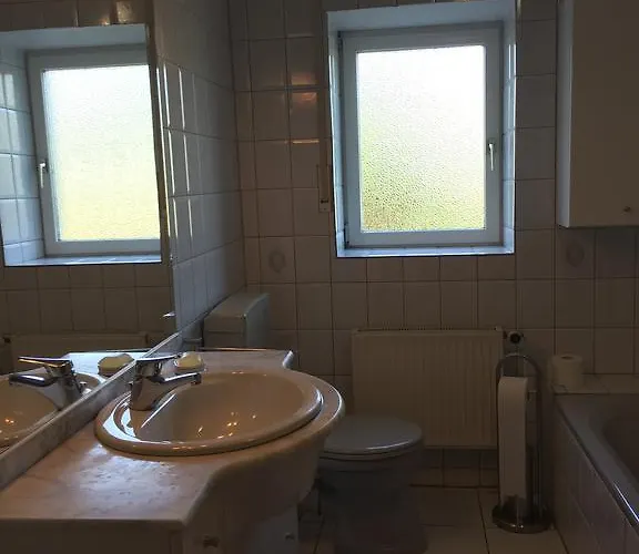 Appartement 4-zimmer Auf Resthof *